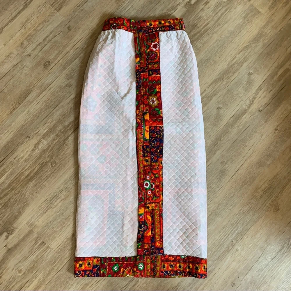 Vintage Skirt Hippy Mod 70s Homemade Skirt Quilted Maxi Medallion - Picture 13 of 15